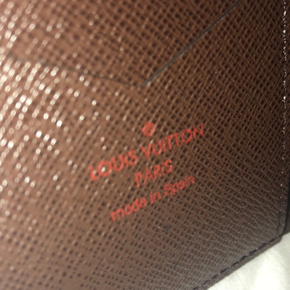 ❌SOLD❌Louis Vuitton Damier Ebene canvas folio case - Picture 3 of 8